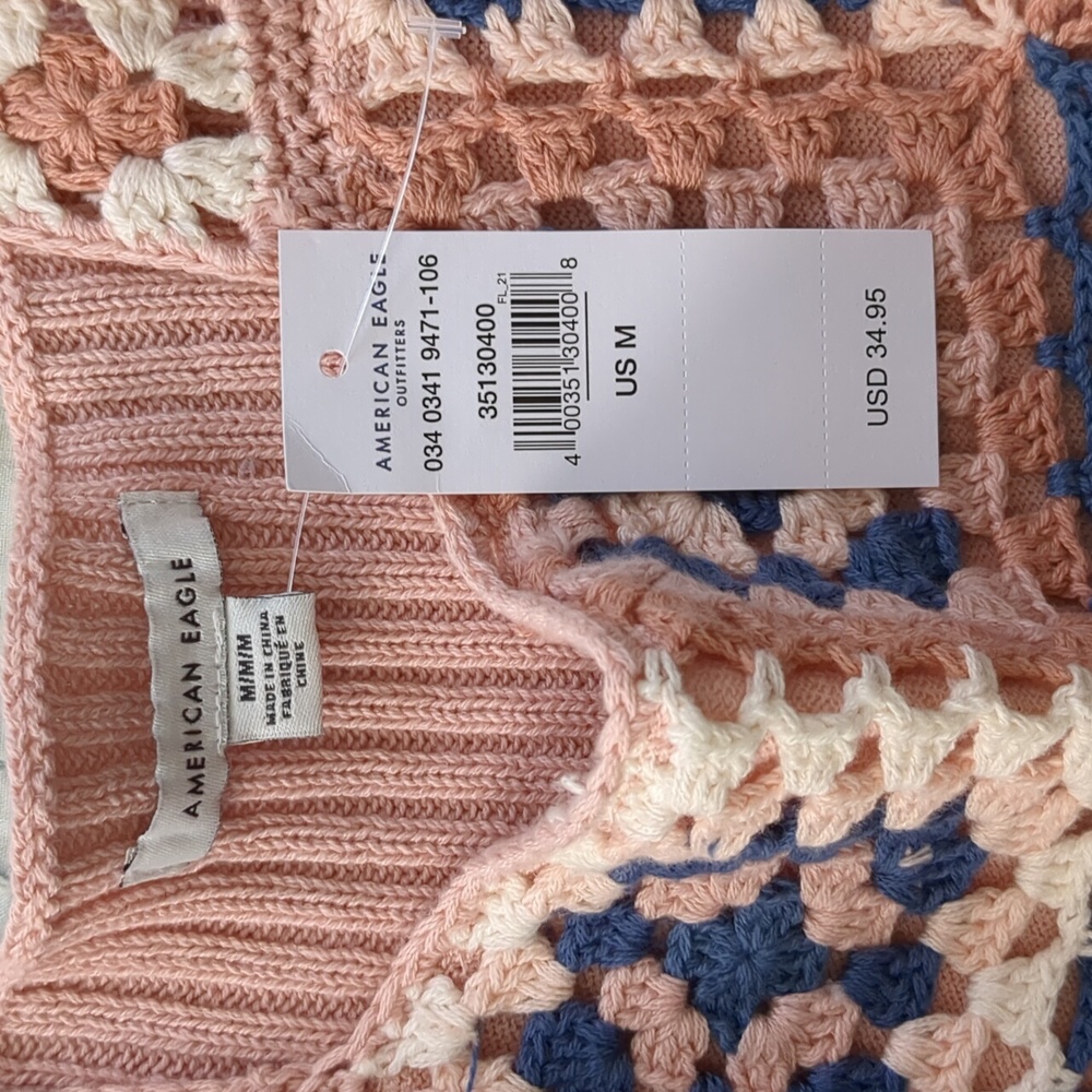 American Eagle crochet crop top - Picture 3 of 4